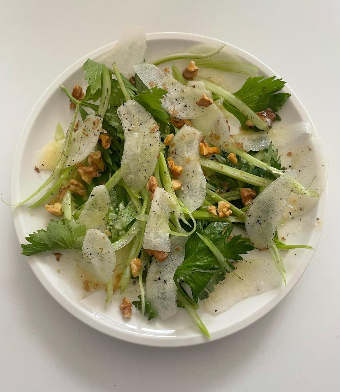 Celery walnut salad thumbnail